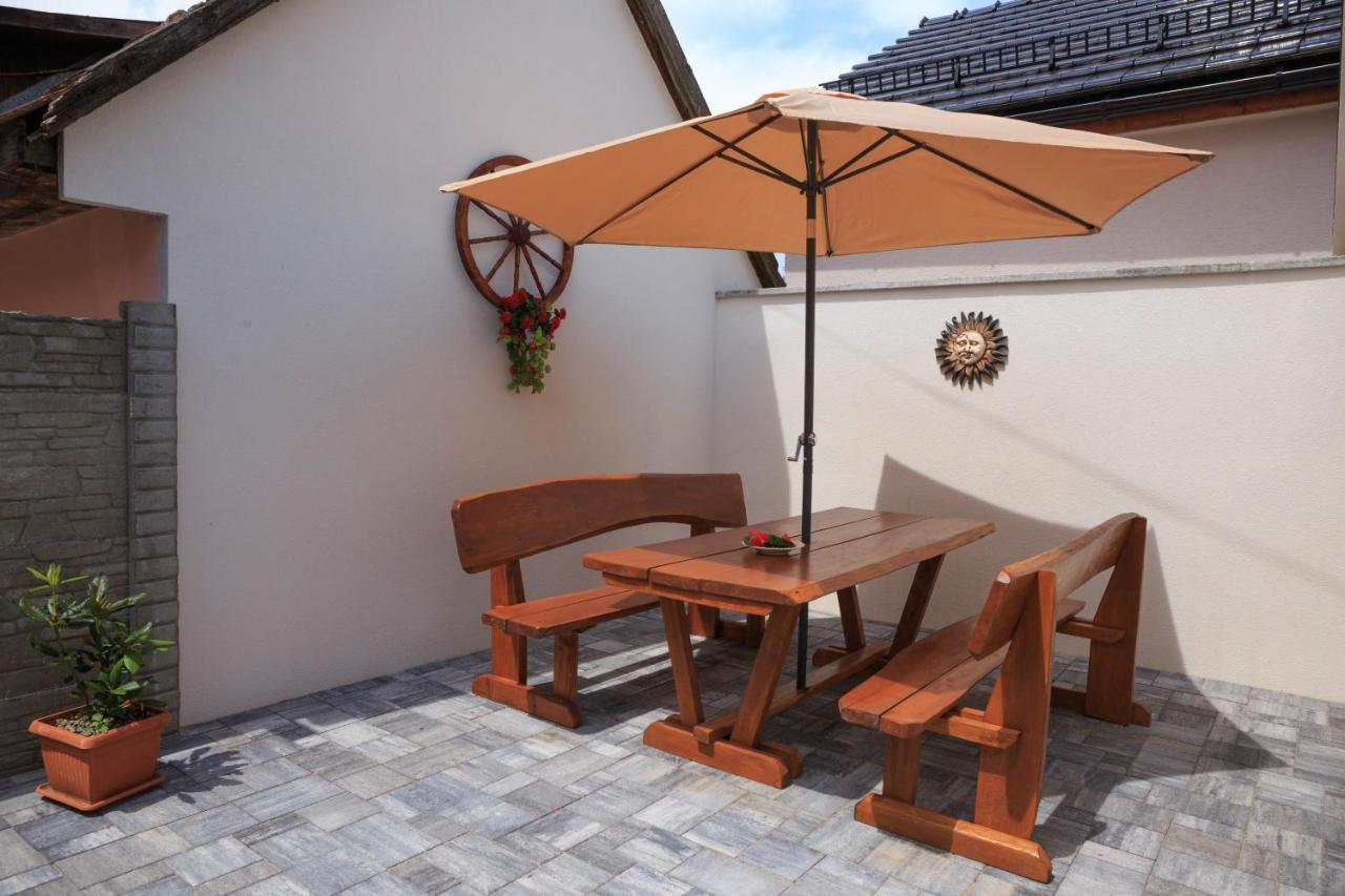 Villa Michaela Bešeňová Exterior foto